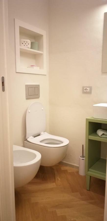 Apartmán Nave York Lucca Exteriér fotografie