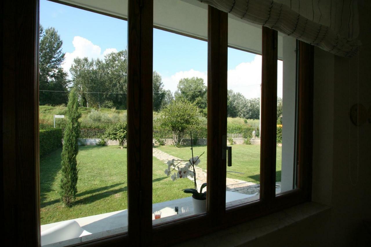 Apartmán Nave York Lucca Exteriér fotografie