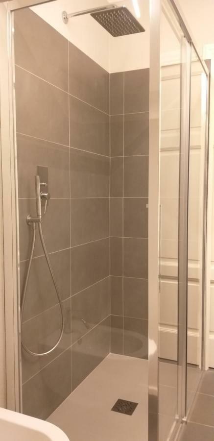 Apartmán Nave York Lucca Exteriér fotografie